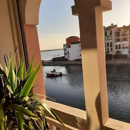 Superbe Moderne Avec Piscine Apartment