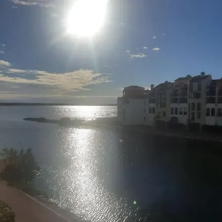 Apartment Superbe Moderne Avec Piscine Le Barcares